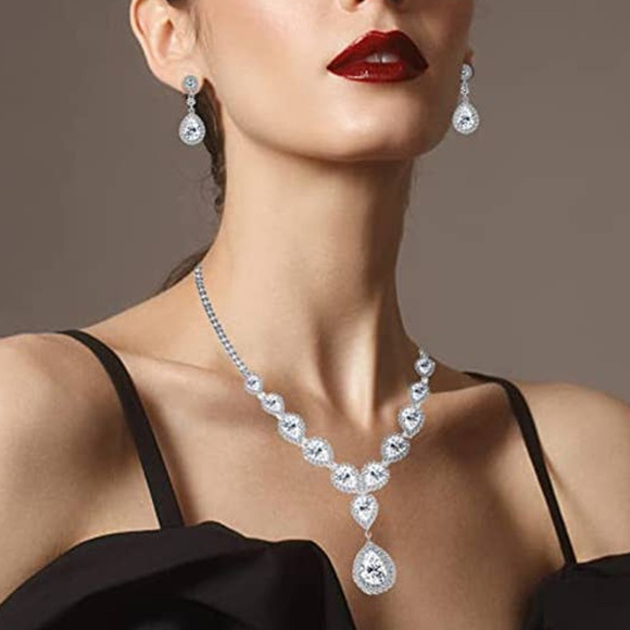 Diamond Crystal Necklace Set CZ Zircon Rhinestone Necklace Bracelet Earrings Set - Picture 7 of 7